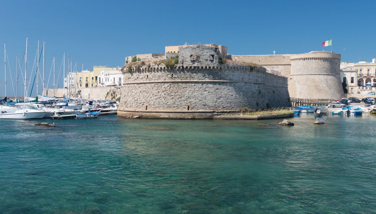 Veduta del Castello Angioino Aragonese a Gallipoli, Puglia