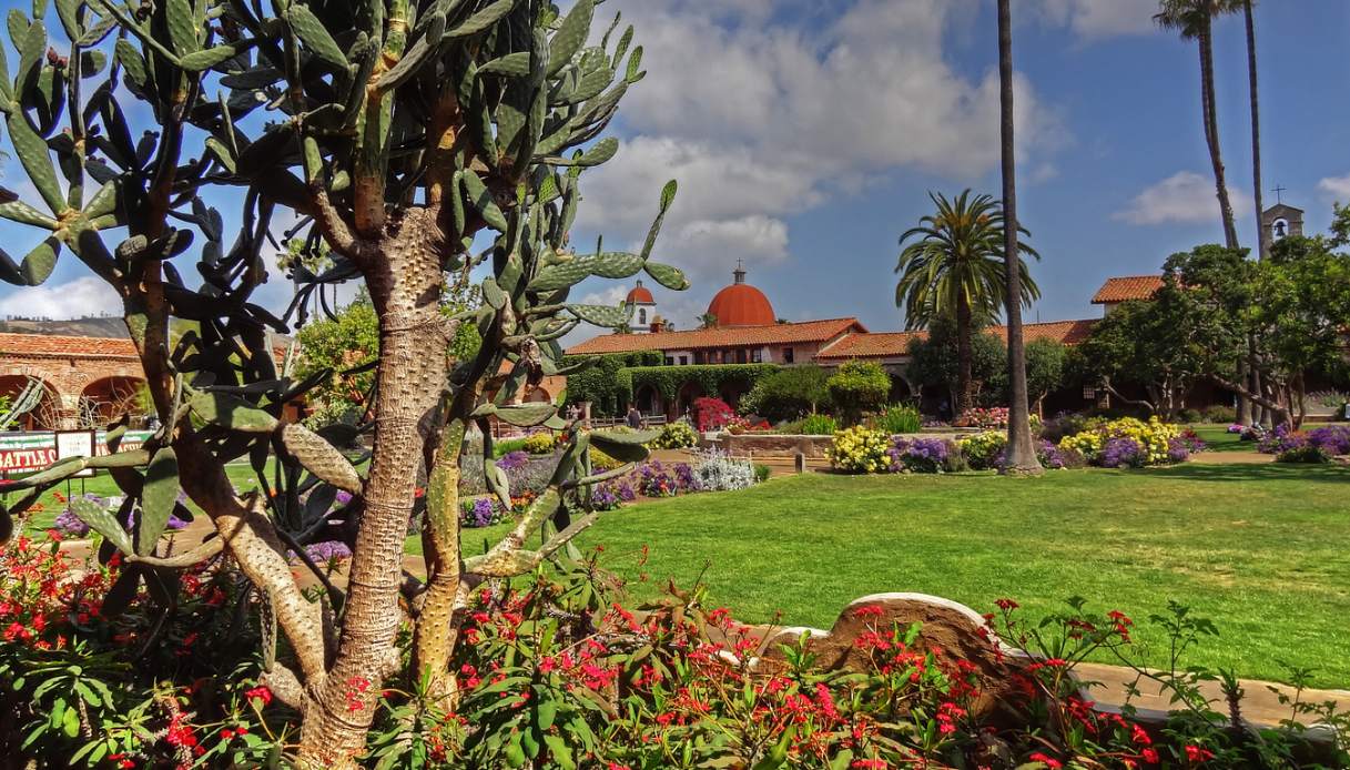 Il labirinto botanico di Ganna Walska: Lotusland, con collezioni rare sulle colline di Montecito