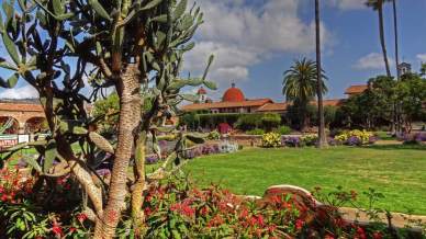 Il labirinto botanico di Ganna Walska: Lotusland, con collezioni rare sulle colline di Montecito