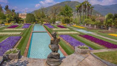 Sul Lago Maggiore, i Giardini di Villa Taranto si trasformano in un labirinto di tulipani dai mille colori