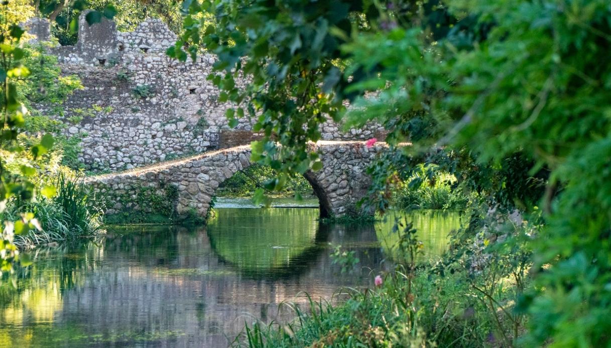 Parco di Ninfa vicino Roma