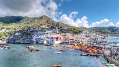 Isole europee, tre perle Italiane elogiate tra le migliori dal Guardian