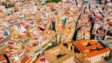 Perché visitare Murcia nel 2026: eclissi solare, tapas e concerti nel tesoro nascosto della Spagna