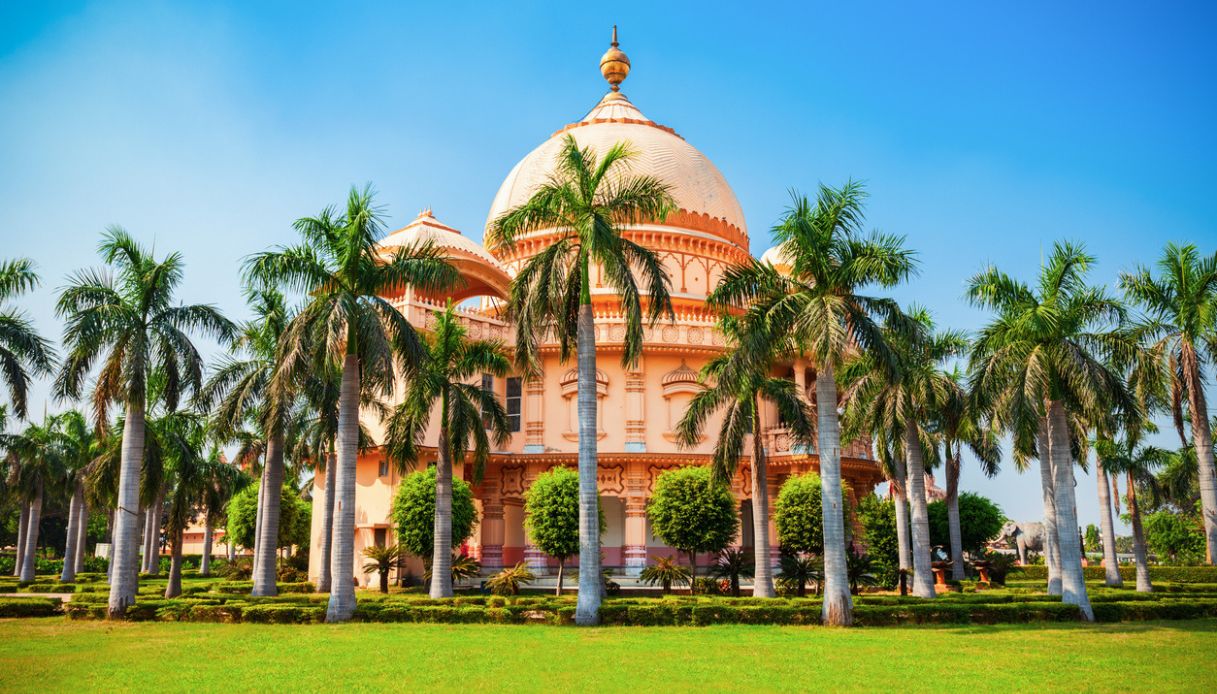 Tempio di Chhatarpur a Delhi, India