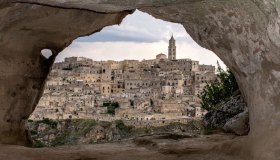 La discoteca pop-up più celebre d’Europa sarà in un ex convento tra i Sassi di Matera, Patrimonio UNESCO