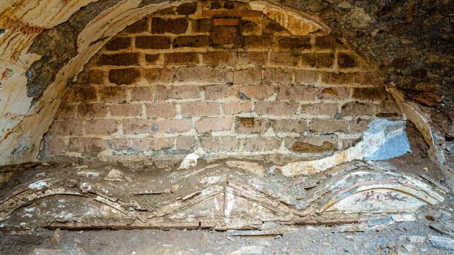 Roma, scoperta straordinaria vicino alla Basilica di San Paolo: riemerge la Necropoli Ostiense