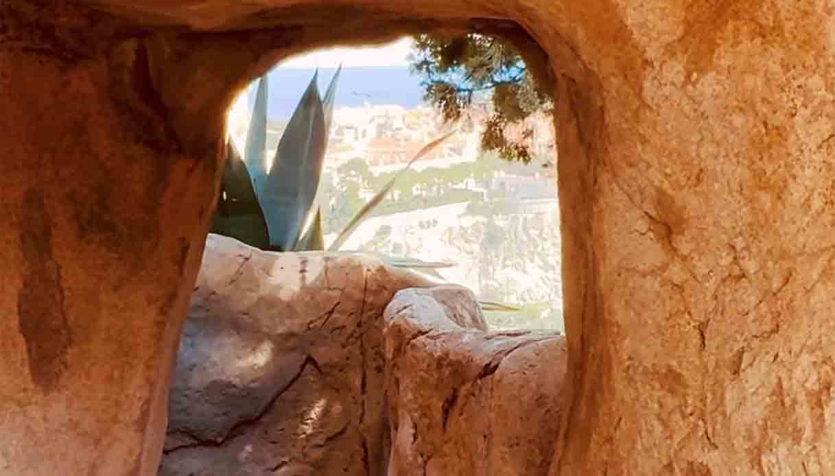 jardin-exotique-Montecarlo-roccia