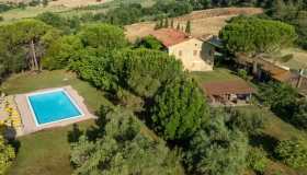 Il piacere di rilassarsi in Toscana tra natura, silenzio e bagni caldi