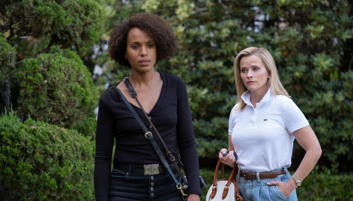 Kerry Washington e Reese Witherspoon in Tanti piccoli fuochi