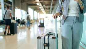 Lufthansa elimina il bagaglio a mano gratuito: le compagnie aeree coinvolte