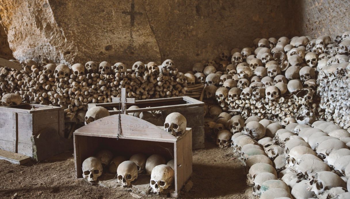 Il 18 aprile riapre a Napoli il Cimitero delle Fontanelle