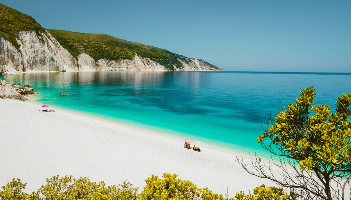 La meravigliosa Fteri Beach a Cefalonia, in Grecia