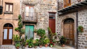 Geraci Siculo, il borgo verde d’Italia dove la natura incontra la storia e il tempo sembra rallentare