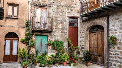 Geraci Siculo, il borgo verde d’Italia dove la natura incontra la storia e il tempo sembra rallentare