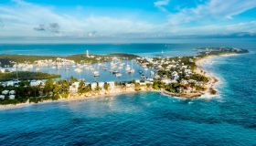 Le Isole Abaco alle Bahamas: spiagge bianche come zucchero, villaggi colorati e acque turchesi