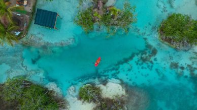 La Laguna di Bacalar, sette sfumature di turchese nel cuore selvaggio dello Yucatán
