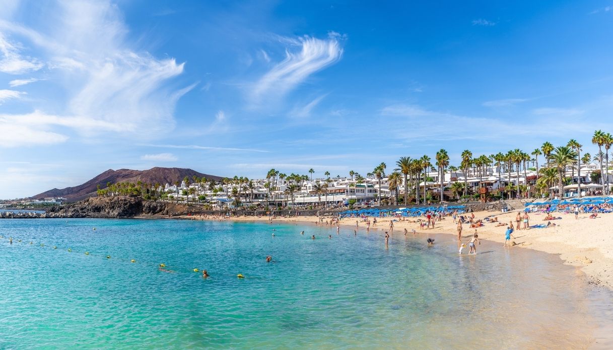 La spiaggia di Fenicotteri a Lanzarote