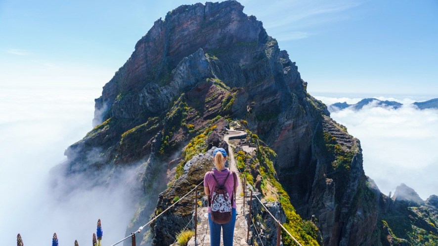 A Madeira riapre il più incredibile sentiero panoramico: un viaggio sospeso nel vuoto
