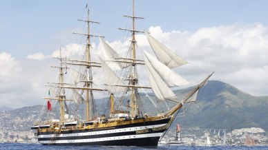 L’Amerigo Vespucci riparte da Genova: visite gratuite a bordo prima del tour tra Canada e USA