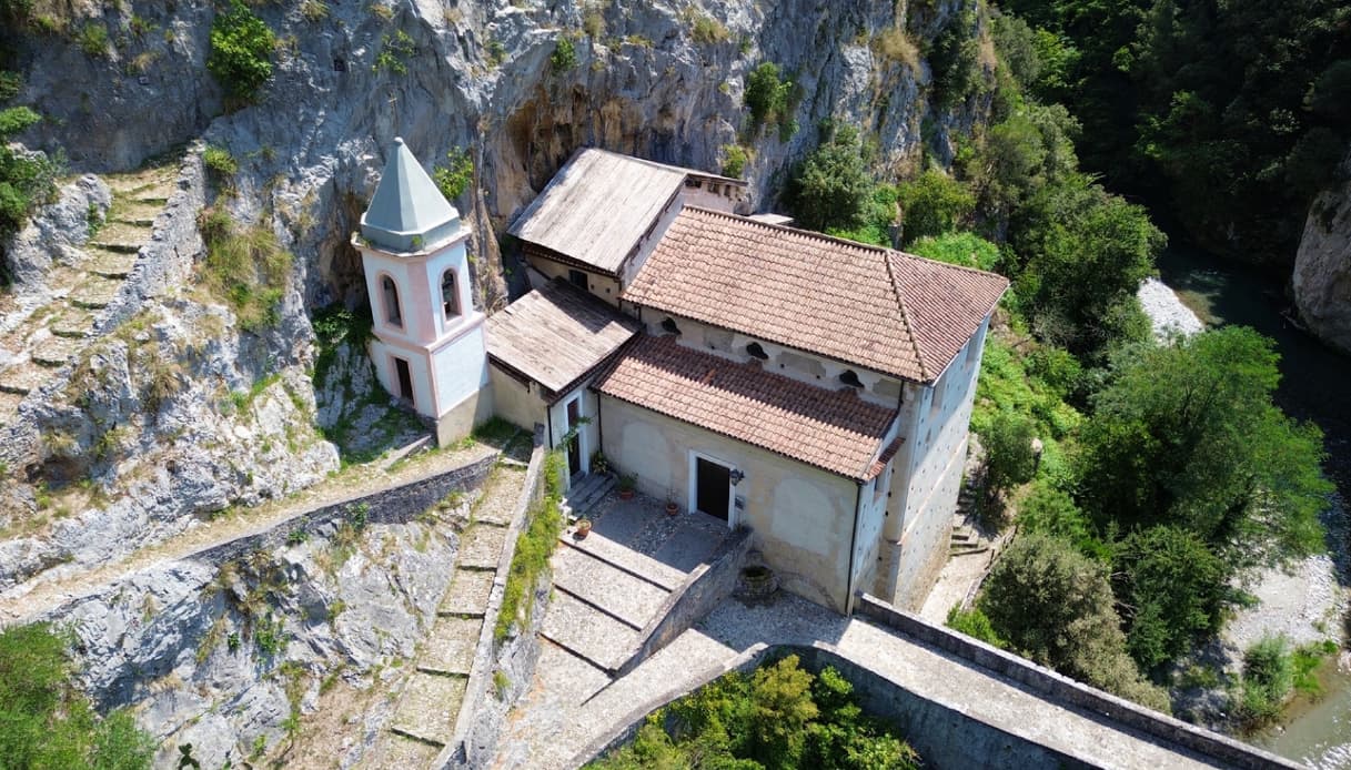 Papasidero in Calabria: dove andare mentre si legge Duramadre