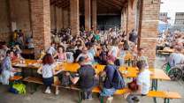Dalle feste del vino alle sagre di primavera, gli eventi da non perdere per il Ponte del 1° maggio 2026 in Italia