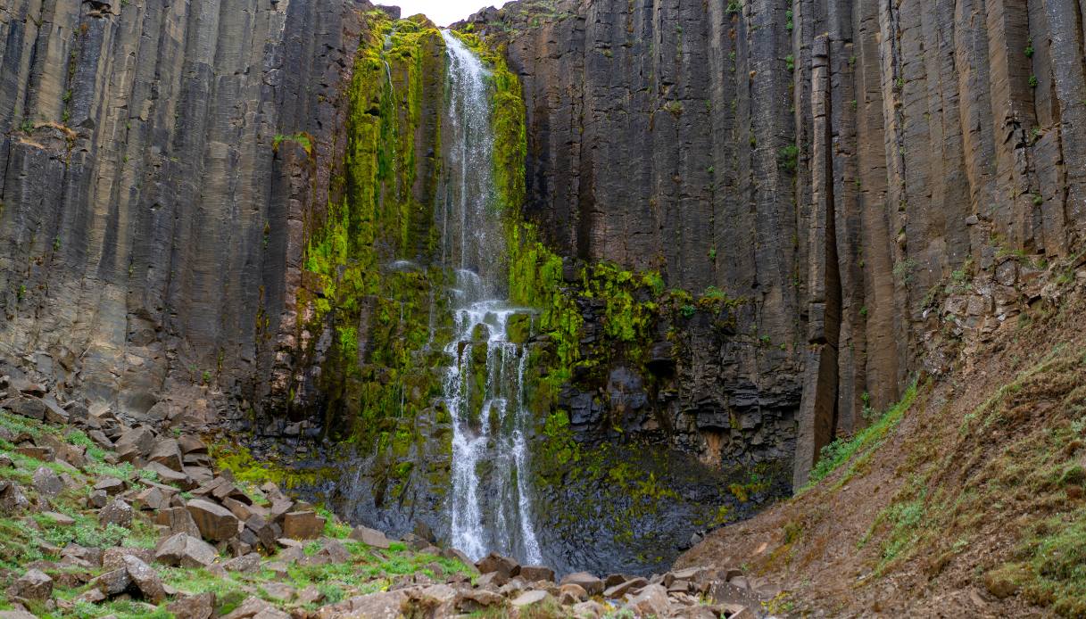 Cascata di Stu&eth;lafoss, Islanda