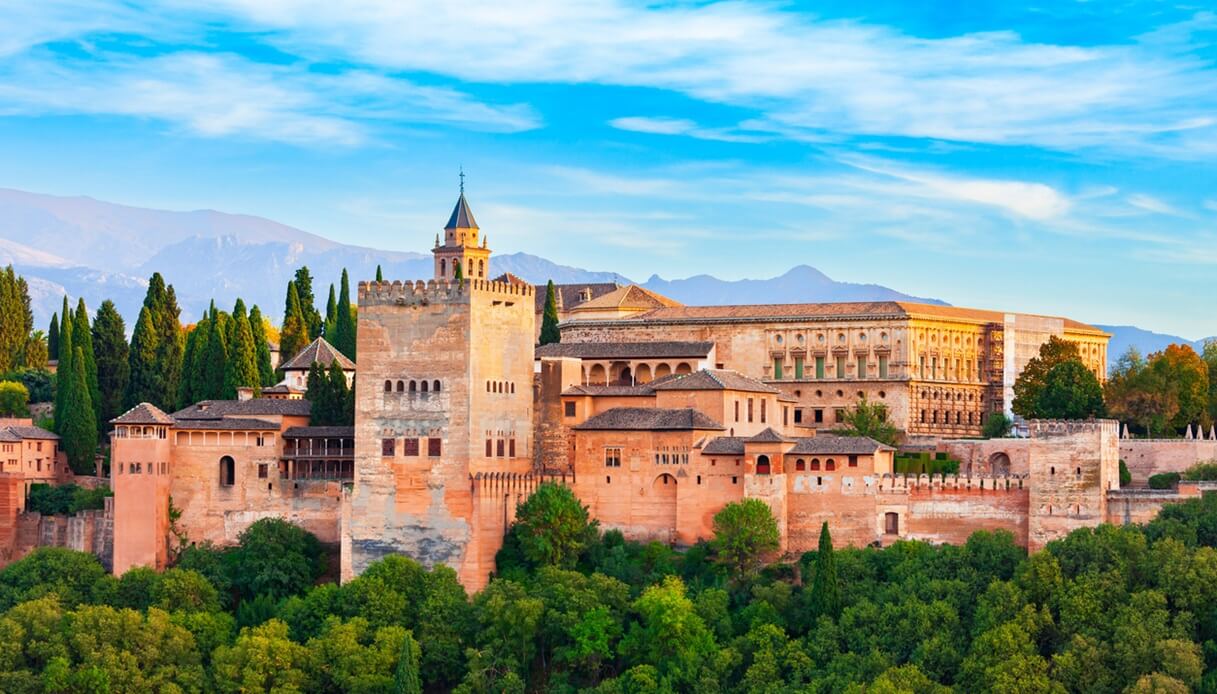 alhambra granada territori mediterraneo primavera