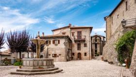 Collalto Sabino: il fascino del Borgo Connesso nel cuore verde della Sabina