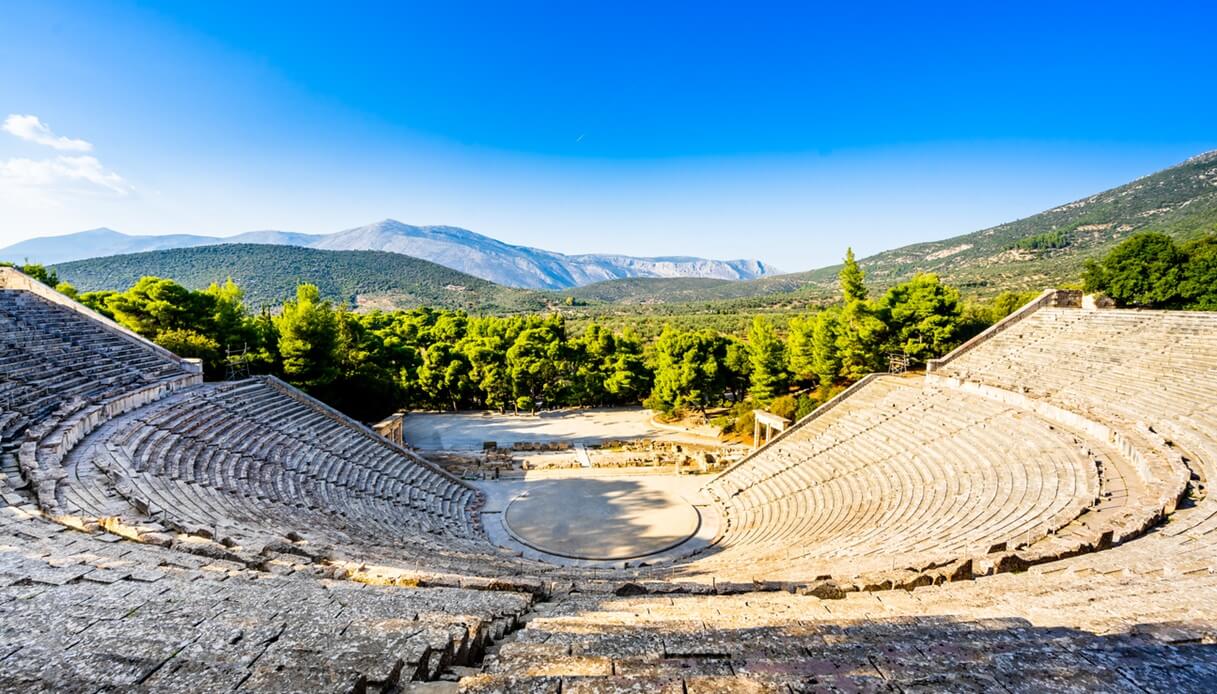 epidauro territori mediterraneo primavera