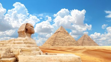 Nuovo mistero a Giza: potrebbe esserci una seconda sfinge sepolta sotto la sabbia