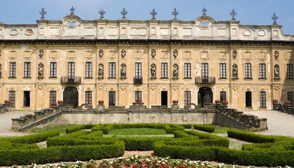 Villa Arconati, poco fuori Milano, &egrave; tra le location de "Il diavolo veste Prada 2"