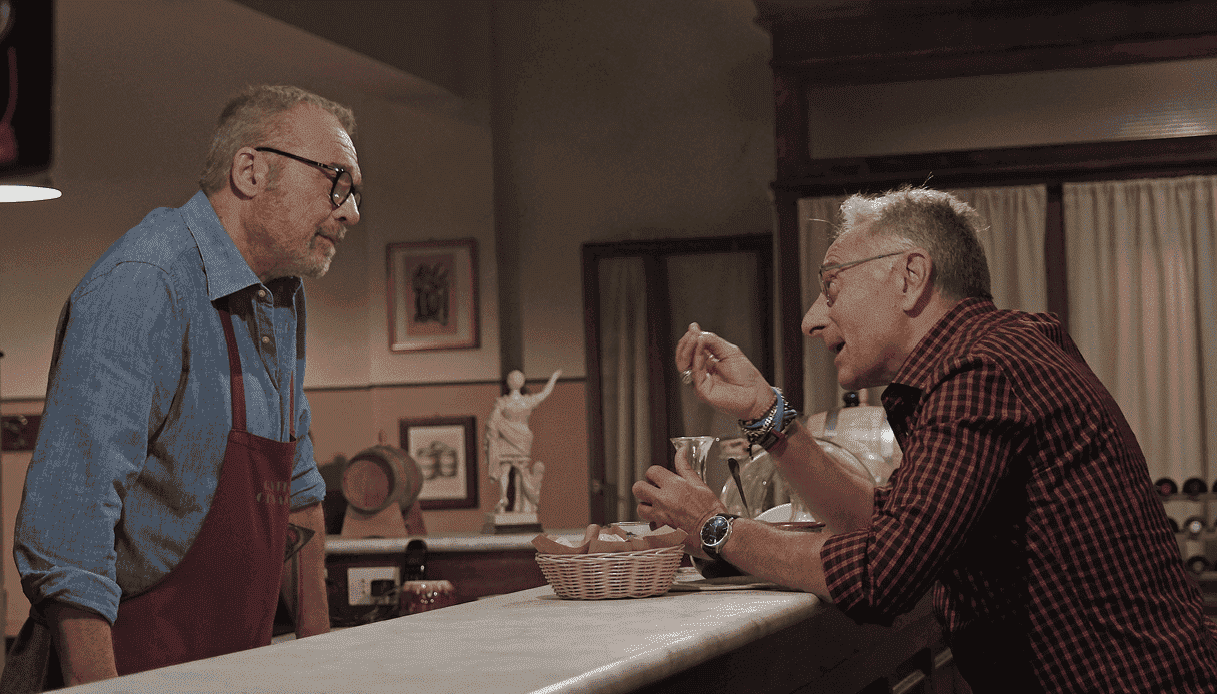 location i cesaroni il ritorno interno bottiglieria