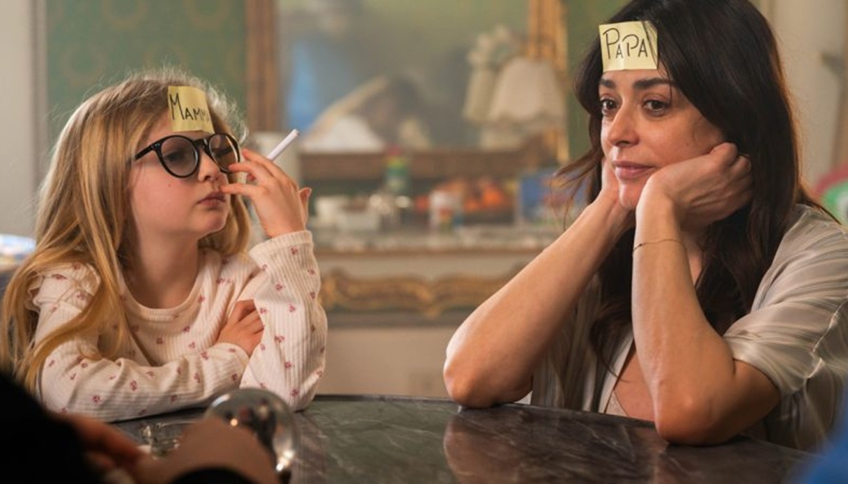 Una scena di "Una famiglia sottosopra" girata nella Pizzeria Saloon di Gardaland Resort