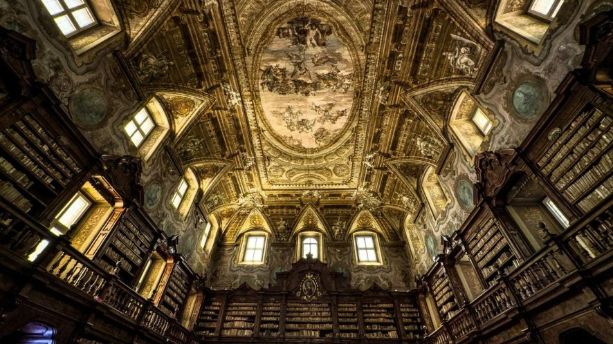 La rinascita della biblioteca dei Girolamini: dopo 14 anni riapre lo scrigno del sapere a Napoli