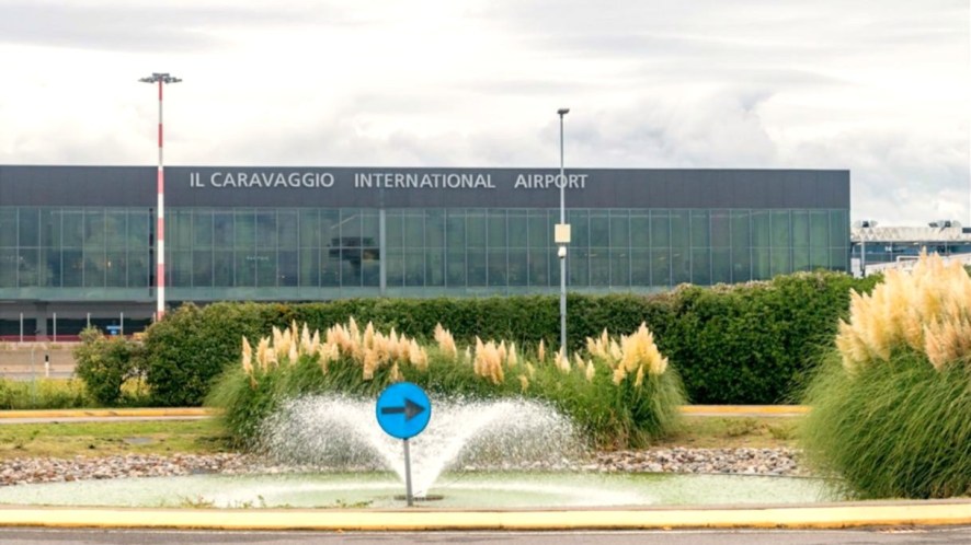 Aeroporto Milano Bergamo, nel primo scalo “bike friendly” ora puoi partire in e-bike per un tour