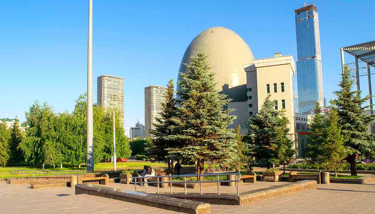 Astana-Abu-Dhabi-Plaza