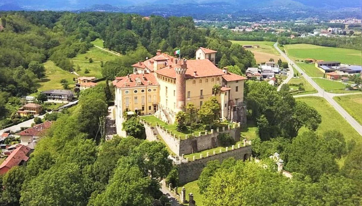 Veduta aerea del Castello di Castellengo, Biella