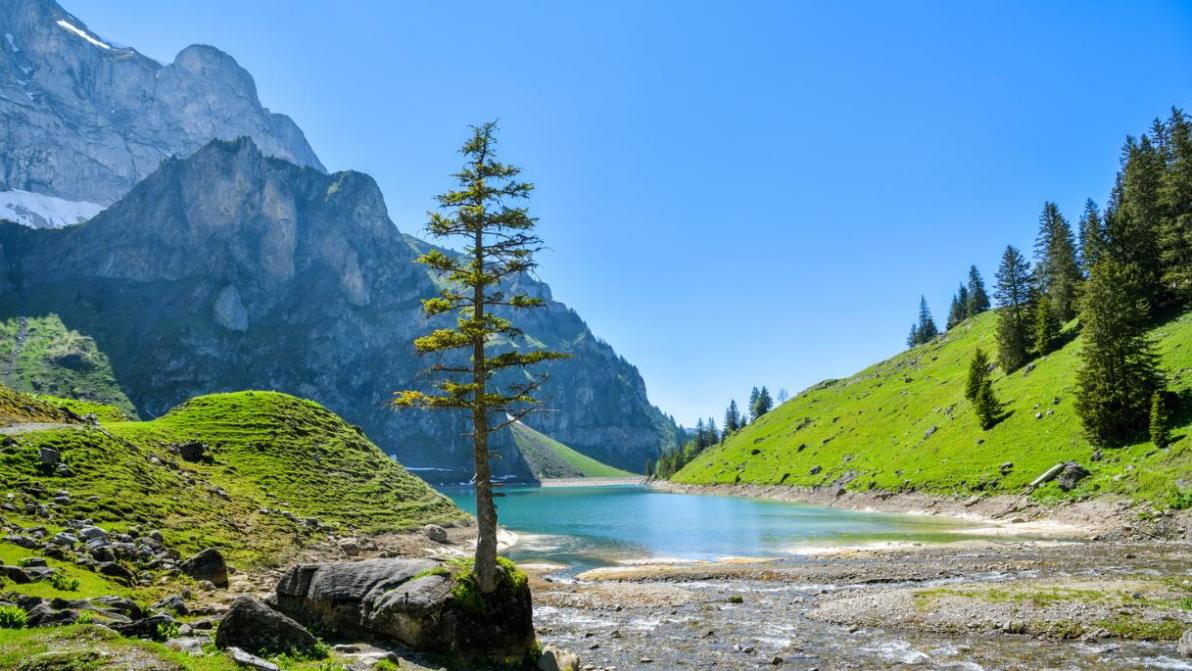 Bannalpsee, il lago segreto della Svizzera dalle incredibili acque cangianti
