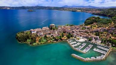 Tra mare, città d’arte e borghi, le mete di viaggio degli italiani per l’estate 2026