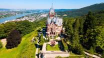 Drachenburg, il castello che sembra una visione tra Reno e foreste: è un sogno ottocentesco