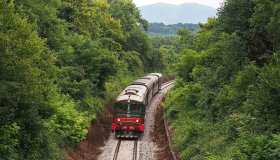 Parte il treno storico del Giro d’Italia, la tappa più spettacolare dal fascino vintage