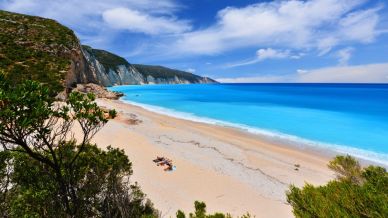 Fteri Beach, la perla nascosta tra le spiagge più belle del mondo 2026