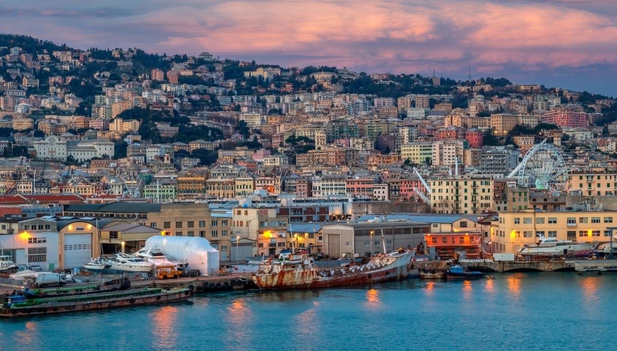 Genova vista panoramica al tramonto