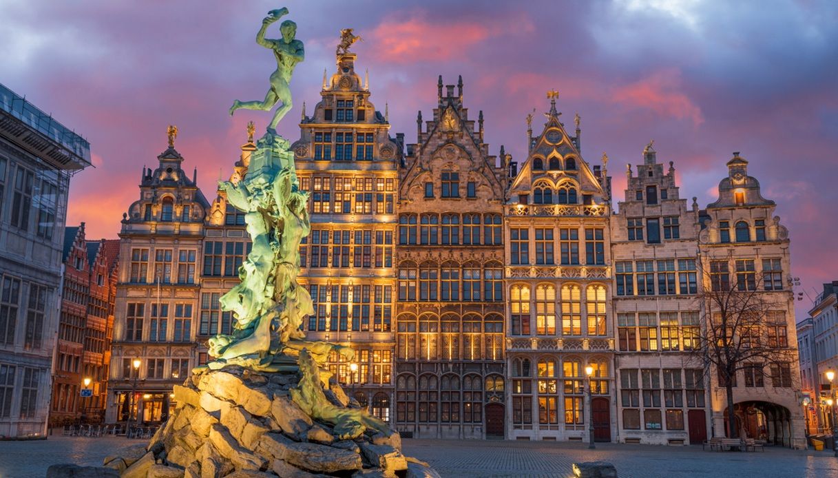 Grote Markt (Mercato Grande) di Anversa
