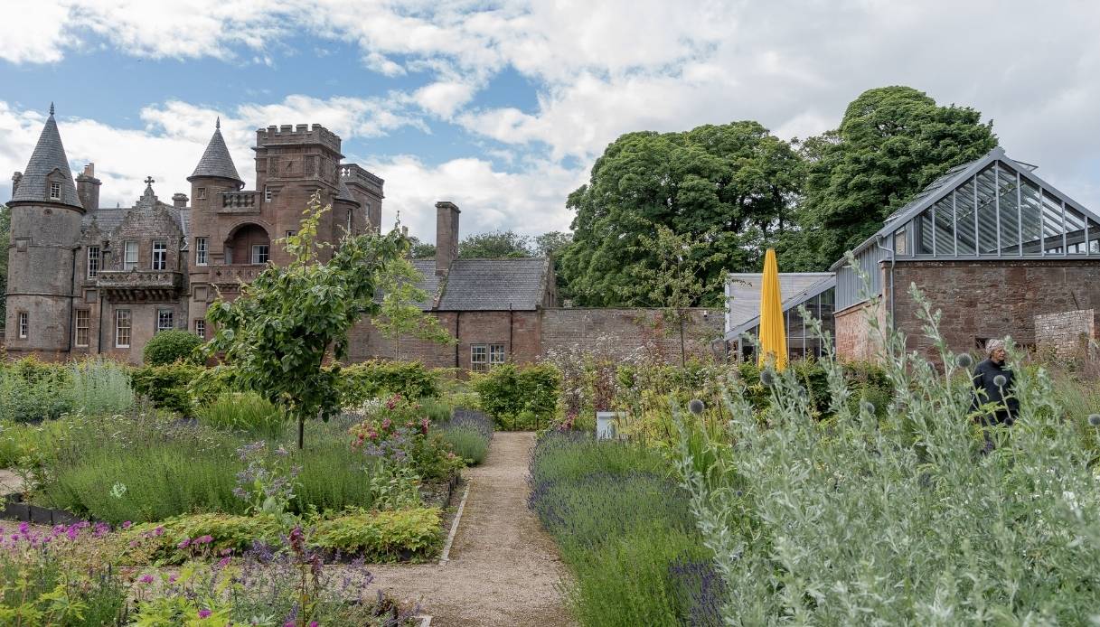 Visitare il giardino di Hospitalfield