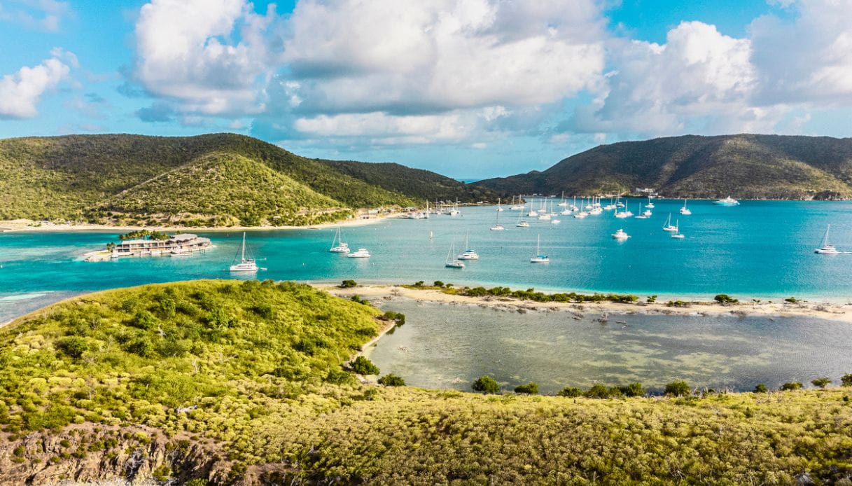 Panorama delle Isole Vergini Britanniche, Caraibi