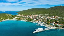 Ist, l’isola croata a forma di farfalla che vive al ritmo del mare