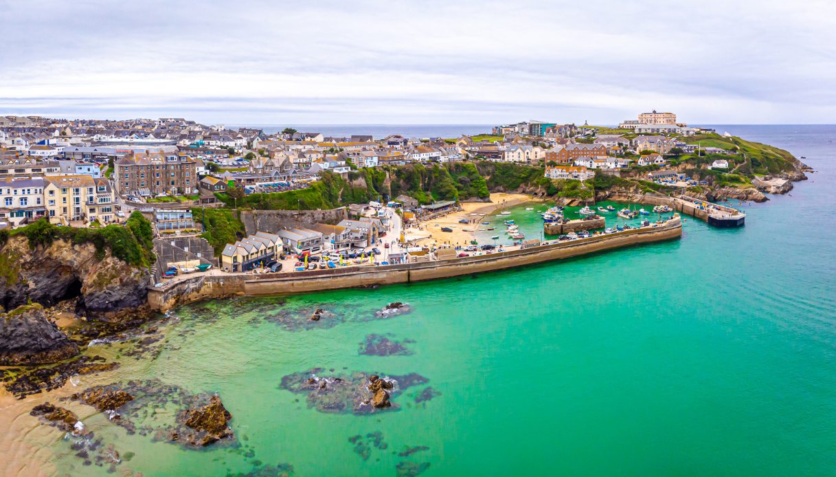 https://siviaggia.it/wp-content/uploads/sites/2/2026/05/Newquay.jpg