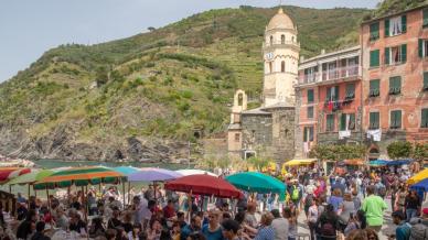 Vernazza frena l’overtourism: le novità della perla delle Cinque Terre