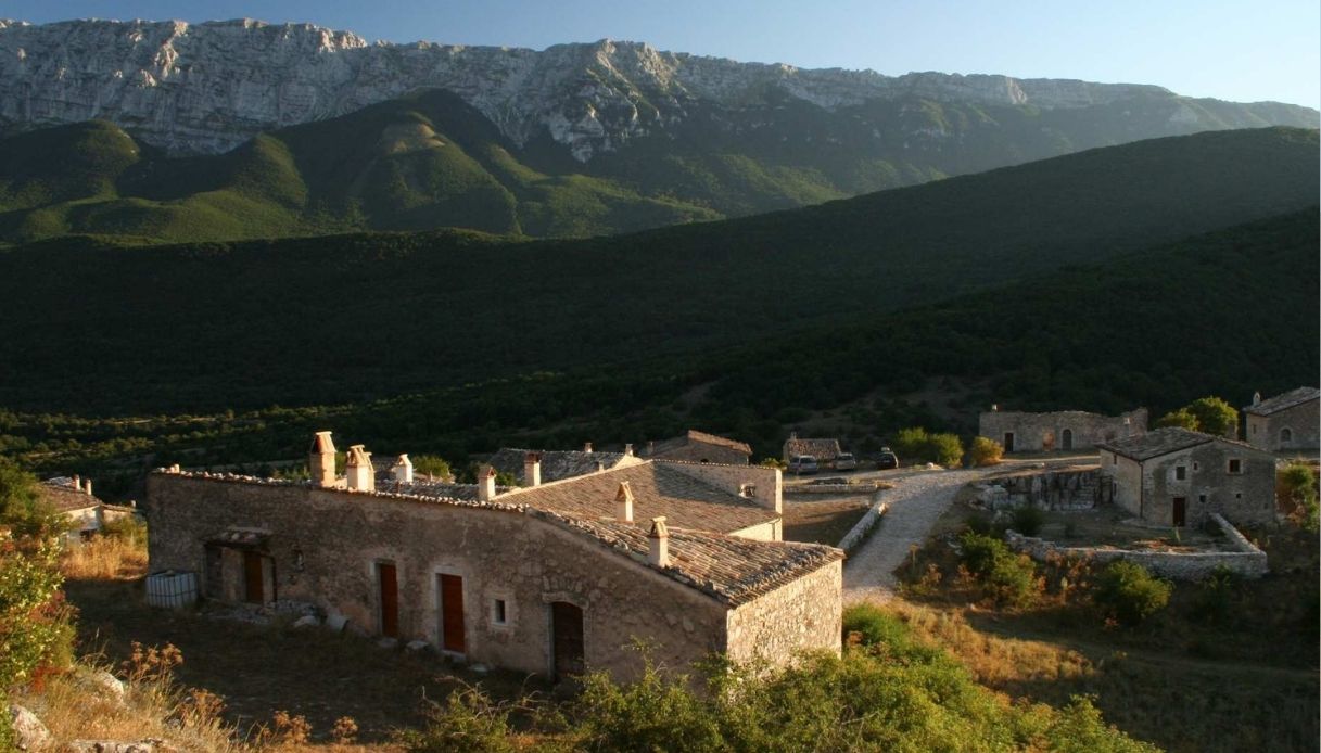 Il percorso nel Parco Sirente Velino in Abruzzo